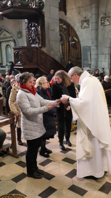 24 (4)- Remise de documents aux paroisses